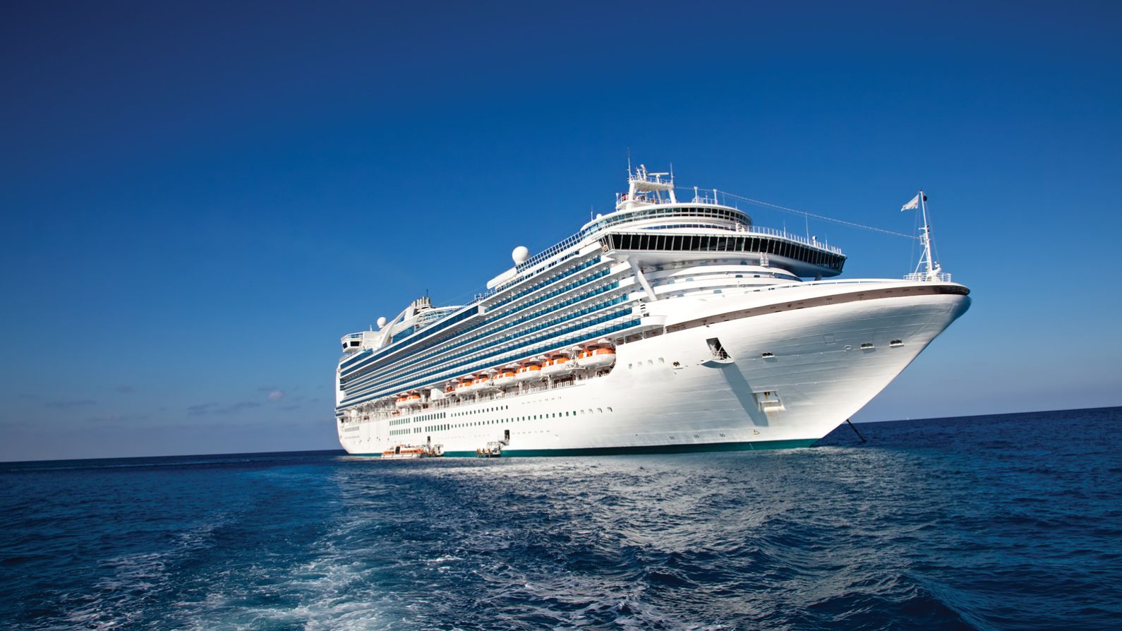 Cruise ships equipped with Nexans cables and solutions